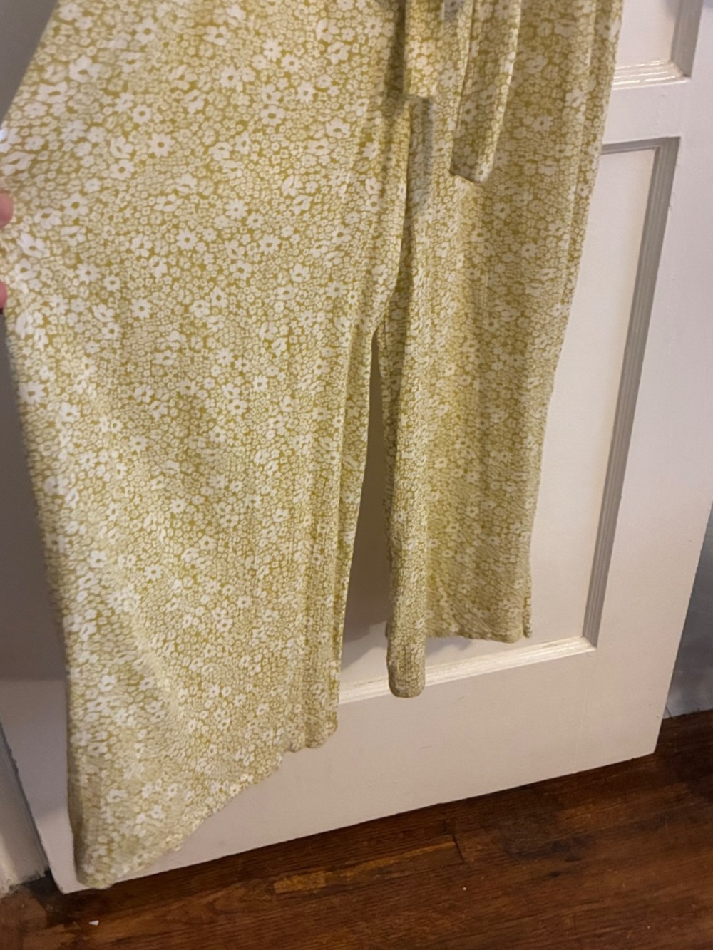 Billabong Ditsy Print Jumpsuit ๐ - Picture 9 of 10